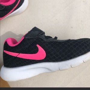 Nike toddler girls 7